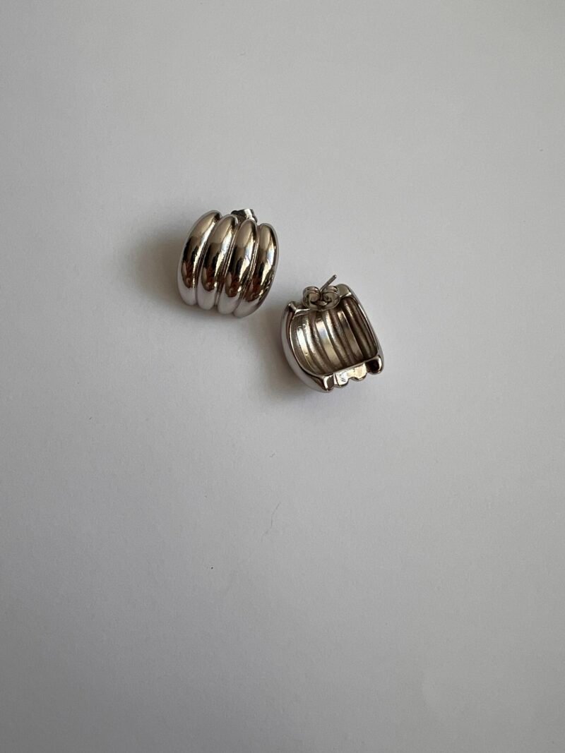 ÇELİK BOMBELİ DÖRT SIRALI KÜPE